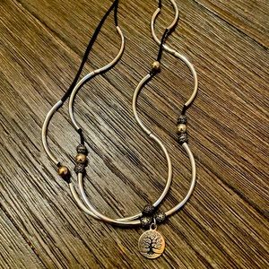 Lizzy James necklace